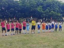 Duel Seru di Grup B: SDI Pong Meleng dan SDI Keka Rejo Berbagi Poin 2-2 di Turnamen Mini Soccer SMKN 1 Satarmese Cup