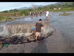 Crossway Wae Musur di Nangalanang Roboh Diterjang Banjir, Akses Tiga Desa dan Jalur Lintas Selatan Terputus
