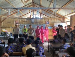 Tak Hanya Jaga Kamtibmas, Polres Manggarai Timur Turun Tangan Dukung Pendidikan Anak