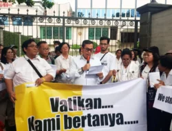 Seribu Lilin Keadilan: Cinta Umat dan Jalan Sunyi Mgr. Paskalis Bruno Syukur