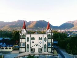 Jadwal Misa Paskah Paroki Santo Fransiskus Assisi Karot, Ibadat Jumat Agung Dimulai di Natas Labar