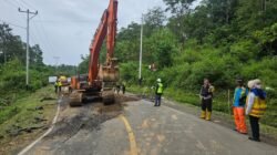 Jalan Rusak Ruteng-Reo Di Buka Sementara, PPK.33: Ini Langkah Preventif