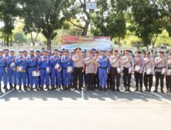 Misi Penyelamatan KLM Putri Sakinah, Personel Polres Mabar Raih Penghargaan Gubernur NTT