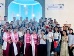 Mahasiswa STIE Karya Ruteng Hidupkan Liturgi Paskah di Paroki Lengkong Cepang