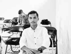 Eksistensi Demokrasi Komunis di Tengah Arus Globalisasi