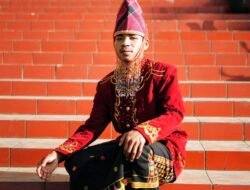 Kevin Suwandi, Finalis Putra Budaya NTT 2025 Raih Predikat Mahasiswa Berprestasi UNIKA Ruteng