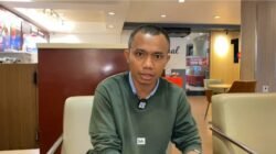 Ketika Kritik DiJawab Dengan Panggung Politik