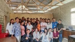 Mahasiswa KKN Unika St. Paulus Ruteng Edukasi Kesehatan Mental dan P3K bagi OMK St. Imaculata Galong, Kota Komba Utara