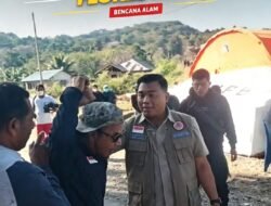 Camat Lamba Leda Utara Berani Melawan Tekanan, Plasidus Asis: Bantuan Bencana Milik Rakyat, Jangan Ada yang Hilang