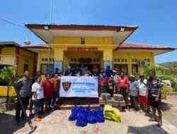 Tembus 3 Kabupaten, IKATAMA PEDULI Akpol 1995 Gandeng Polsek Reok, Laut, dan Riung Pasok Logistik Gempa Flores